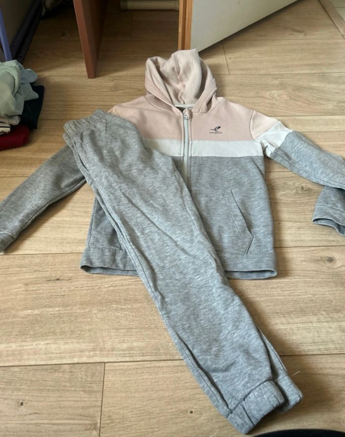 Lot vêtements taille 8 ans - photo numéro 3