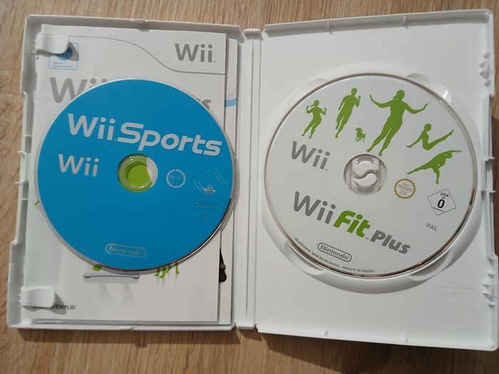 Wii sport / wii fit plus wii - photo numéro 2