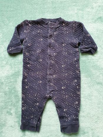 Tres belle combinaison 9 mois