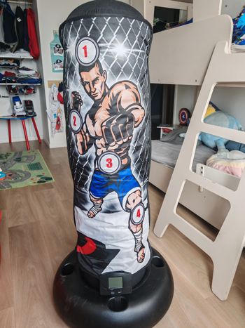 Sac de frappe punching-ball Decathlon et cible électronique