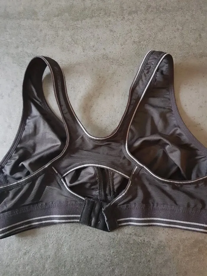 Brassière noir 90B - photo numéro 6