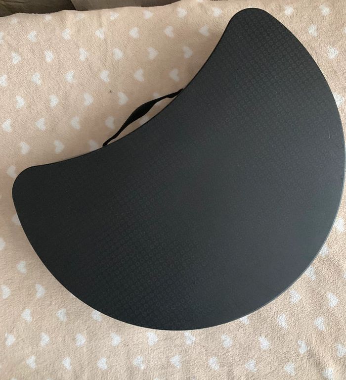 Support ordinateur portable ikea gris foncé noir😺