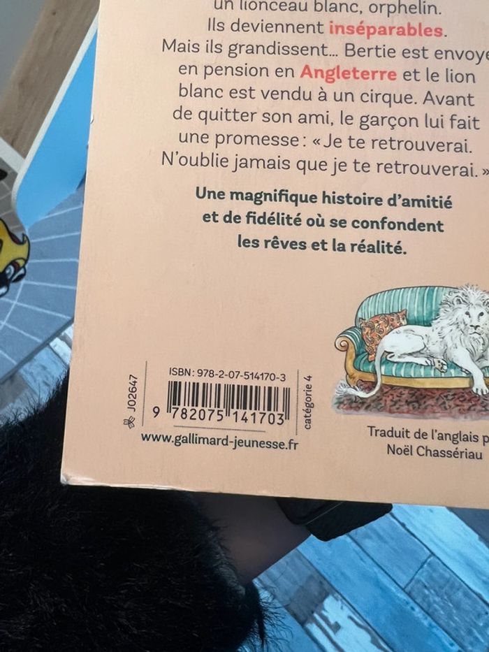 Livre le lion blanc - photo numéro 2