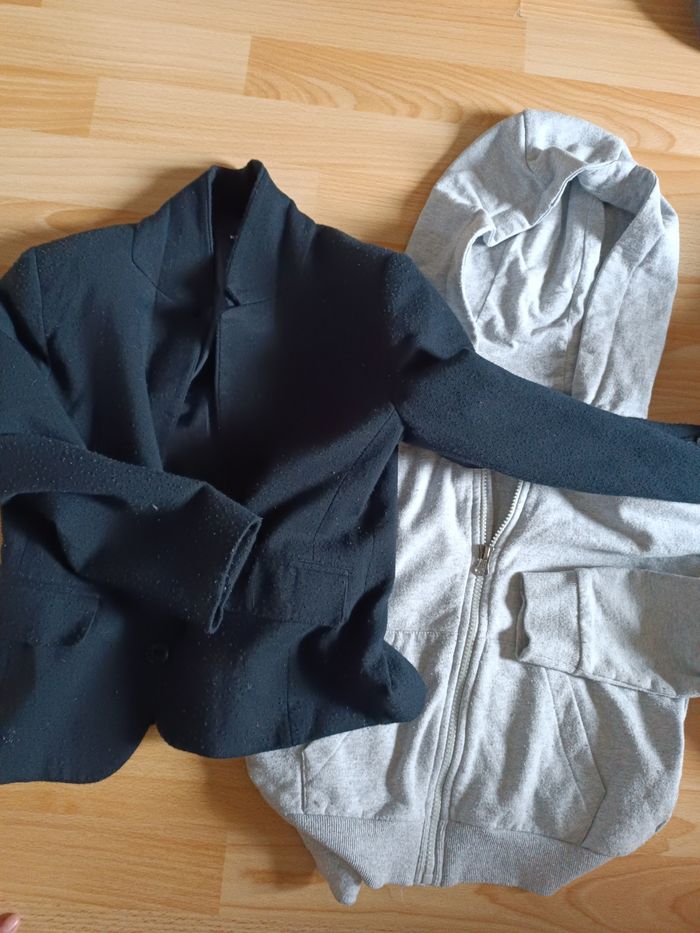 Gros lot de vêtements en 7/8 ans garçon - photo numéro 6