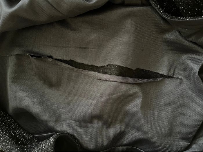Robe noire maille irisée - photo numéro 5