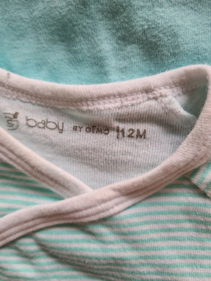 Lot de 3 bodies manches courtes + 1 sans manches offert - photo numéro 2