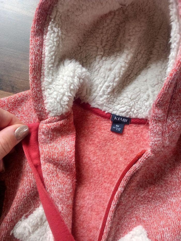 Veste / gilet épais 1 mois - photo numéro 2