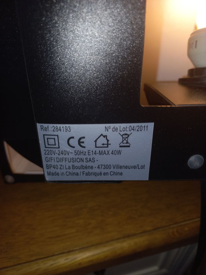 Lot de 2 lampes à poser ou z fixer en excellent état - photo numéro 8