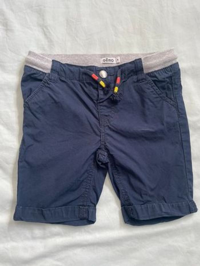 Short 4 ans