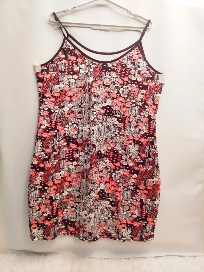 🌸 Robe d'été courte à bretelles motif floral taille xxl neuve🌸 - photo numéro 2