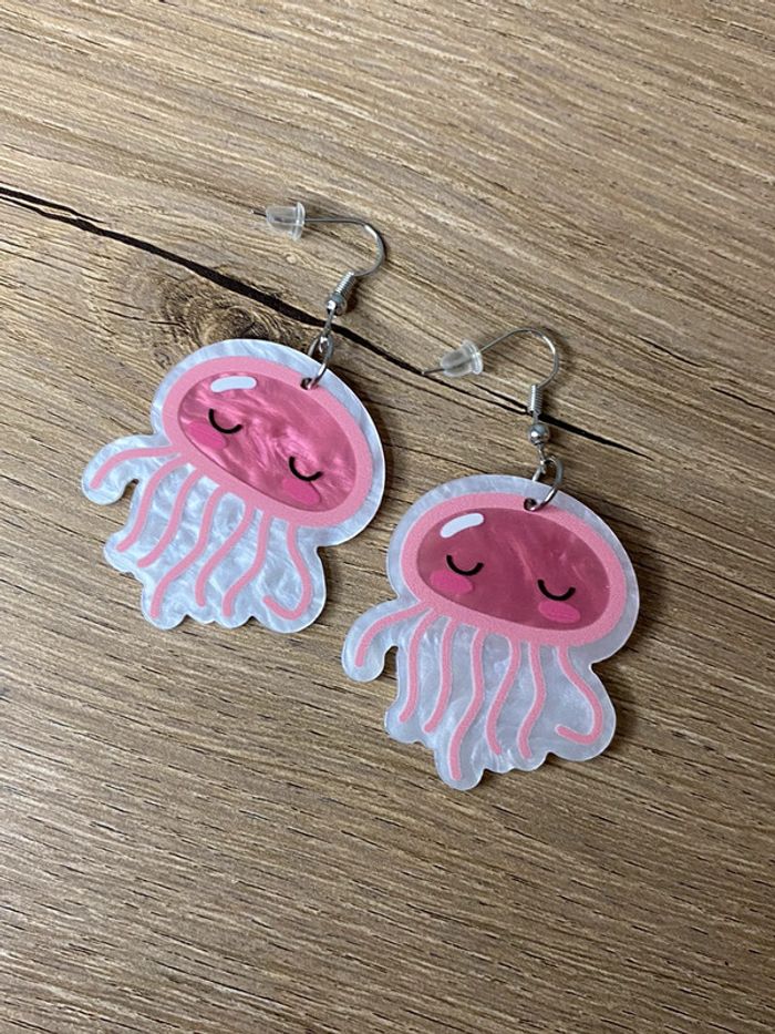 Paire de boucles d oreilles méduse tendance - photo numéro 2