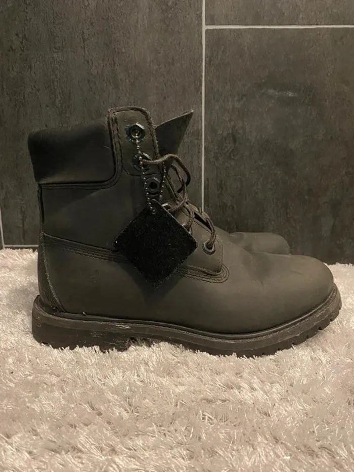 Botte Timberland taille 36 - photo numéro 3
