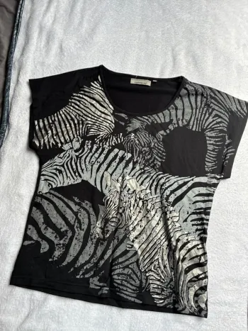 T-shirt coming up