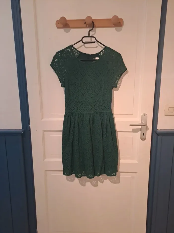 Robe verte H&M dentelle 38