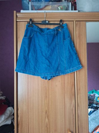 Jupe short jean blanche porte  38