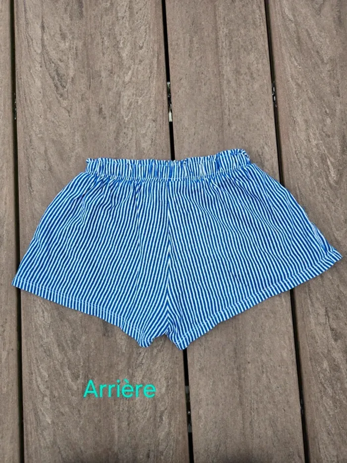 Short rayures 100% coton Kiabi 8 ans - photo numéro 2