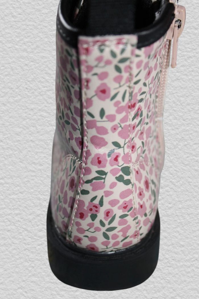 bottines fleuries Primark, taille 25/26 - photo numéro 4