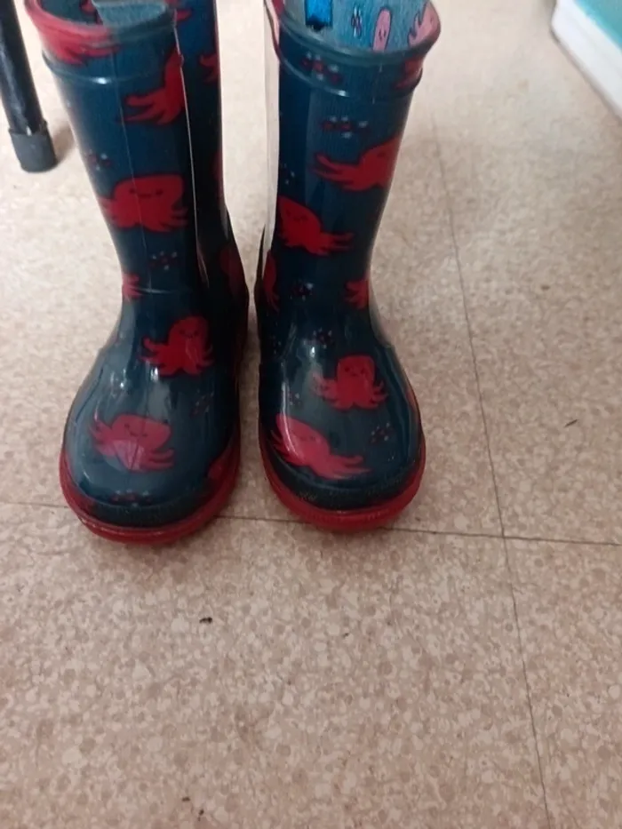 Bottes pointure 22 - photo numéro 2