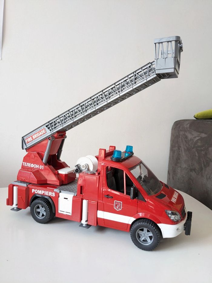 Camion pompier Bruder - photo numéro 3