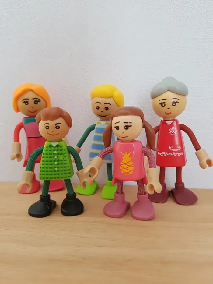 lot de figurines pour maison de poupée - photo numéro 13