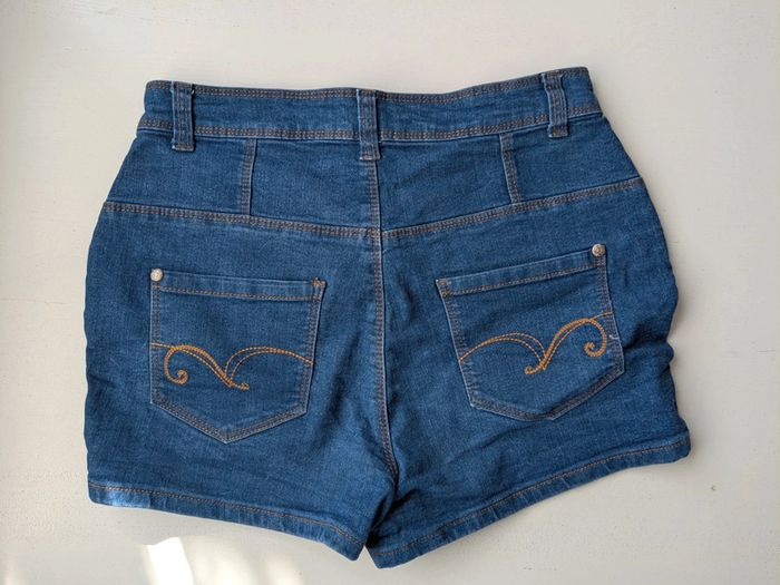 Short en jeans T38 : high waist - photo numéro 3