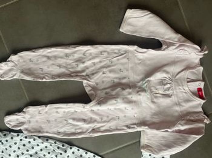 Lot pyjama 1 pièce - photo numéro 5