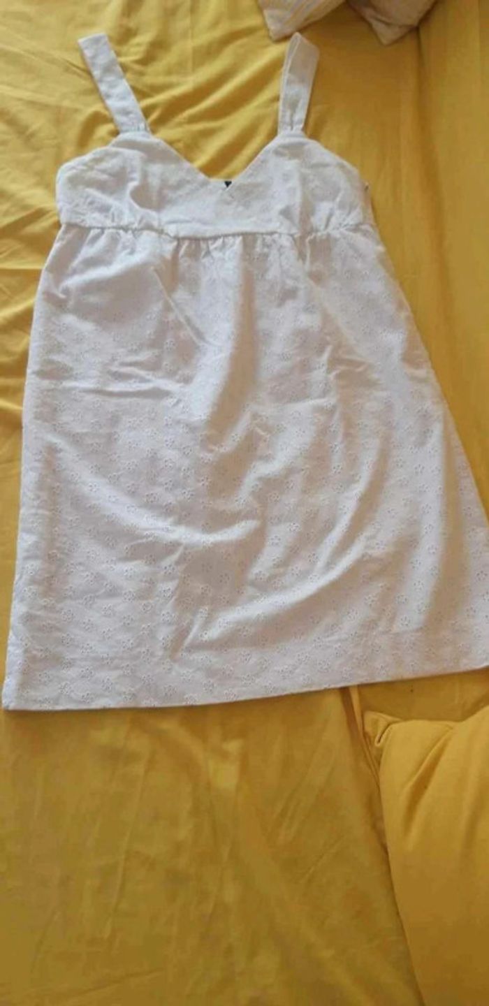 Robe en broderie  anglaise Naf  Naf  T40/42
