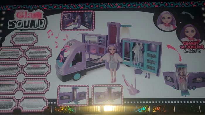 Vends poupée Glam Squad avec son van. - photo numéro 3