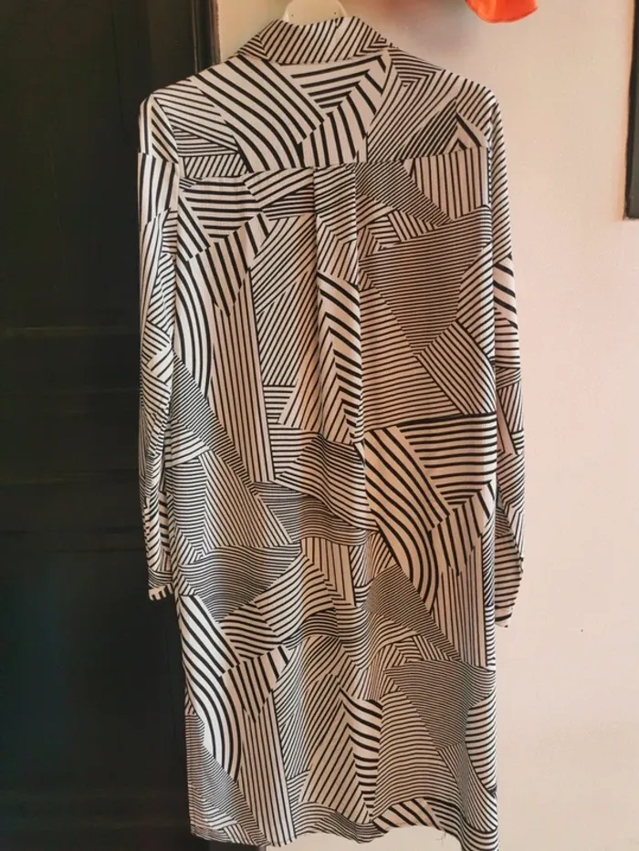Robe chemise motifs graphique. - photo numéro 6