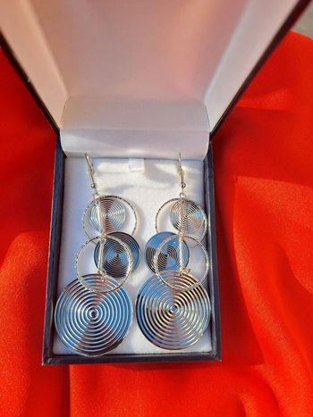 Boucles d'oreilles pendantes