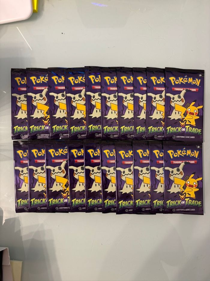 20 booster Pokémon Trick or Trade NEUF