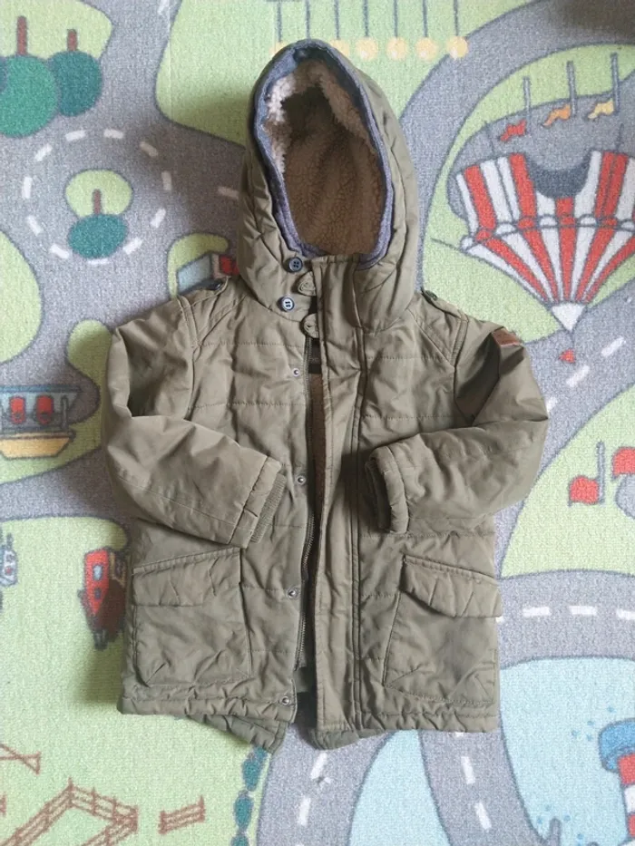 Manteau / parka chaude ..jbc taille 104 / 4 ans - photo numéro 2