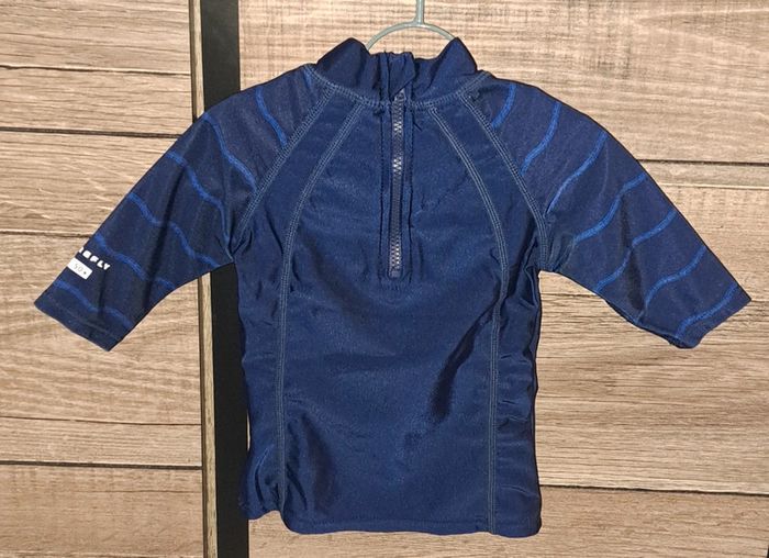 Tee-shirt de bain Firefly 18 mois - photo numéro 4
