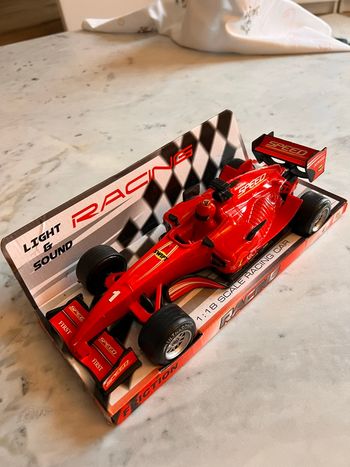 Formule 1 sonore et lumineux neuf