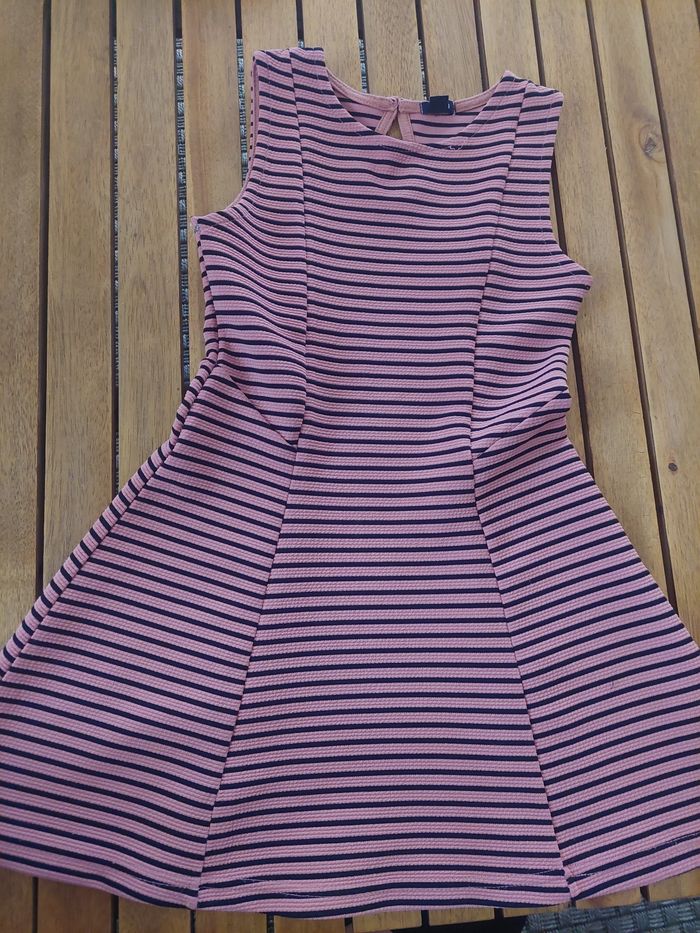 Jolie robe