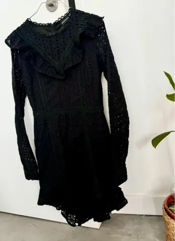 Robe dentelle noire