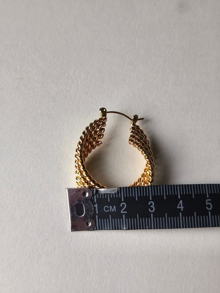 Boucles d'oreilles Élégante/earrings dorées/ gold acier inoxydable - photo numéro 4