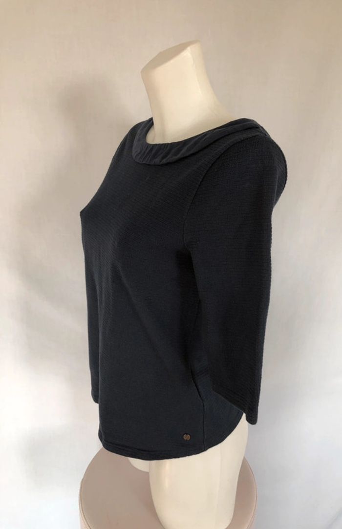 Haut manches trois quarts lavallière bleu marine texturé Bonobo taille 34 comme neuf - photo numéro 9