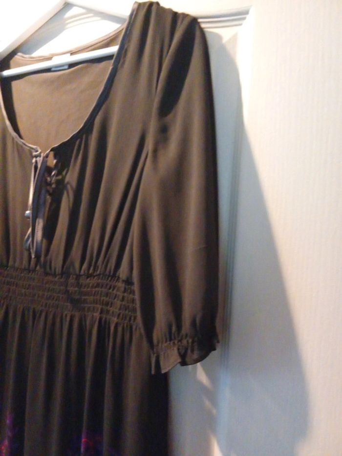 Robe voilage doublée marron motifs bariolés Esprit taille 42 - photo numéro 3