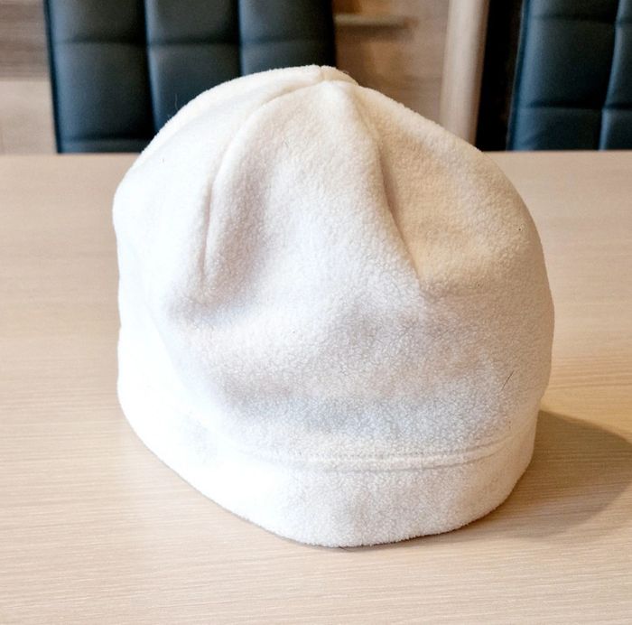 Bonnet - photo numéro 2