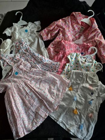 Lot robes + coupe vent