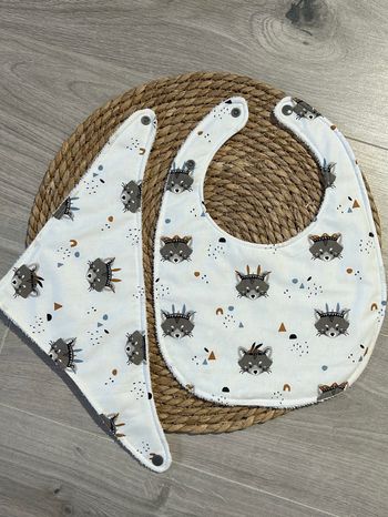 Lot 2 bavoirs renards fait main