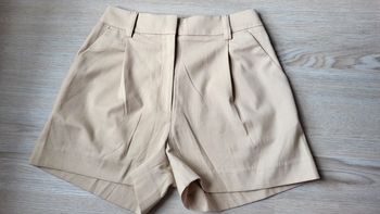 Short beige H&M