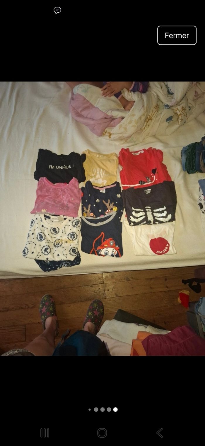 Lot vêtements fille 4 ans - photo numéro 7