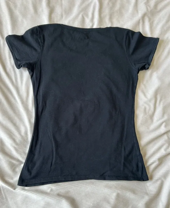 T-shirt guess noir et doré - photo numéro 2