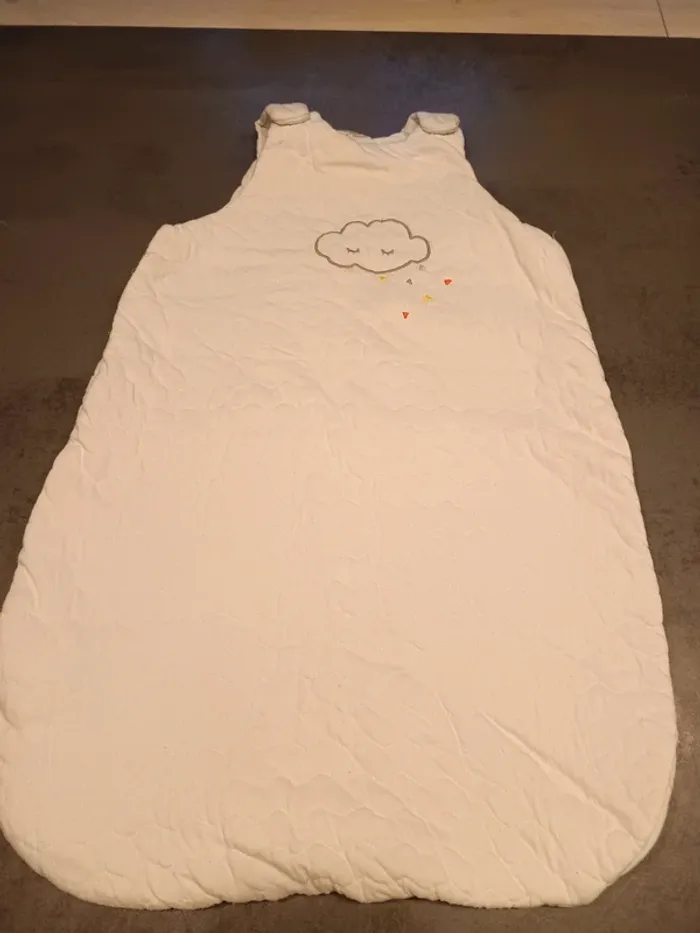 Vends gigoteuse bébé Verbaudet 6-12 mois.