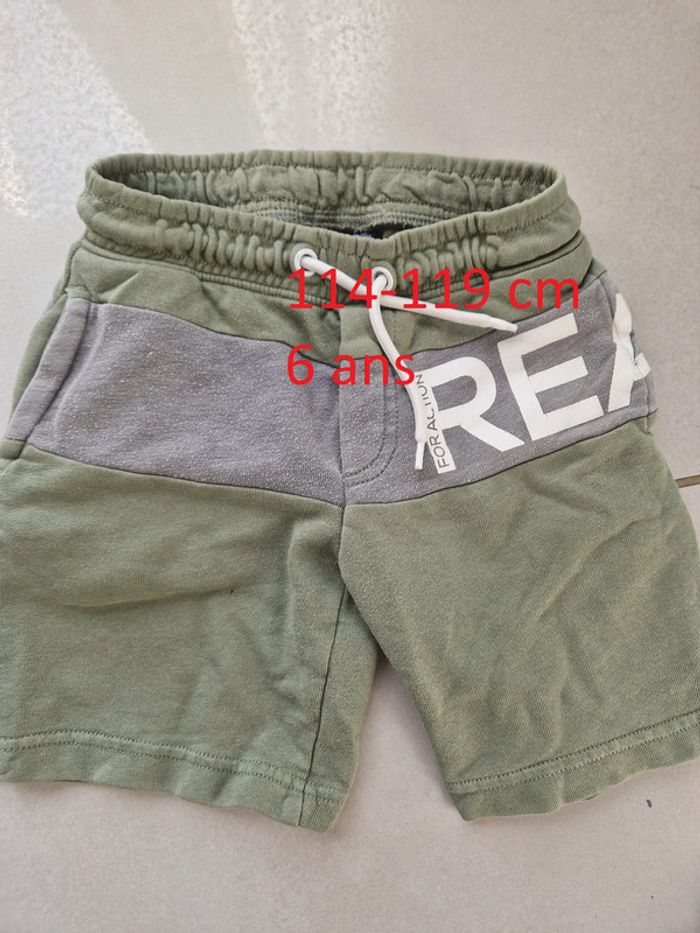1 short 6 ans 114-119 cm vert marque kiabi