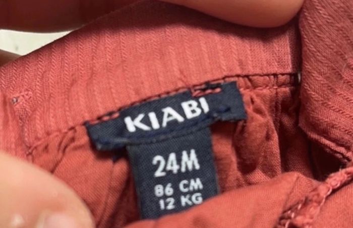 Robe bébé filles Kiabi taille 24 mois - photo numéro 2