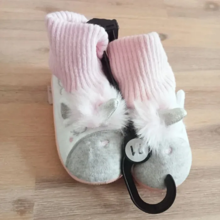 Pantoufle licorne 21