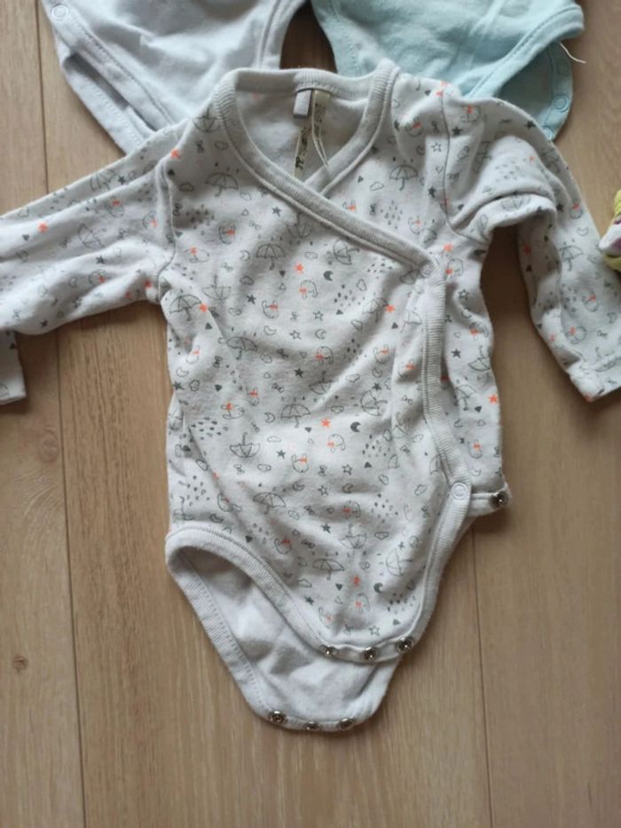 Lot de 3 bodies manches longues + offert - photo numéro 2